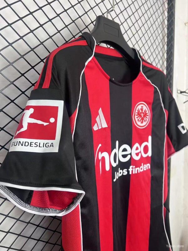 Camiseta Eintracht Local 2025-2026 - Imagen 2