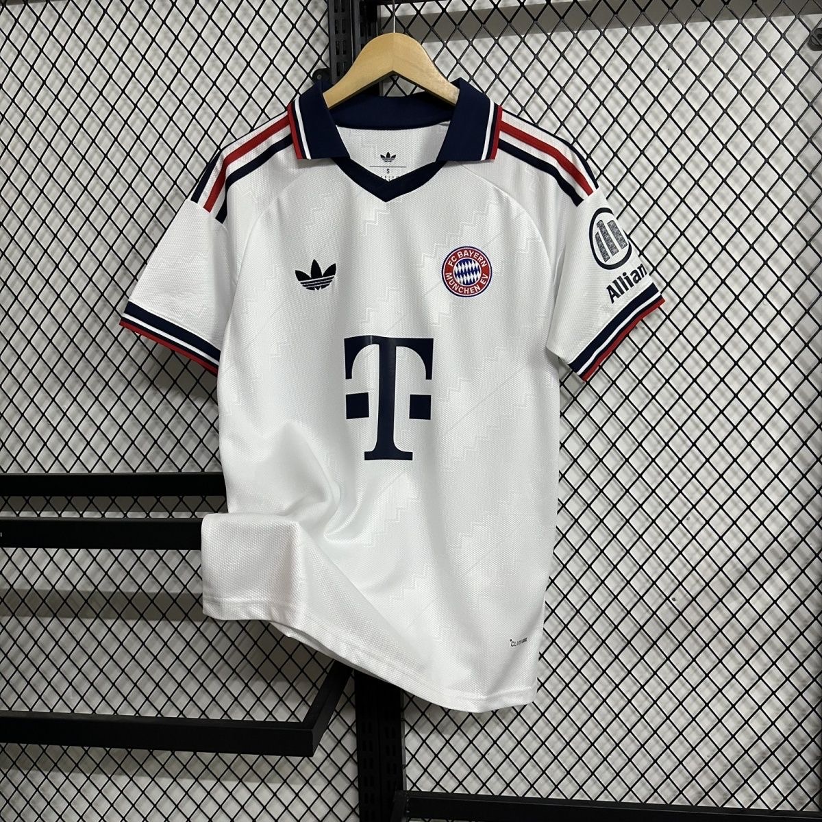 Camiseta Bayern Visitante 2026-2027 - Imagen 3