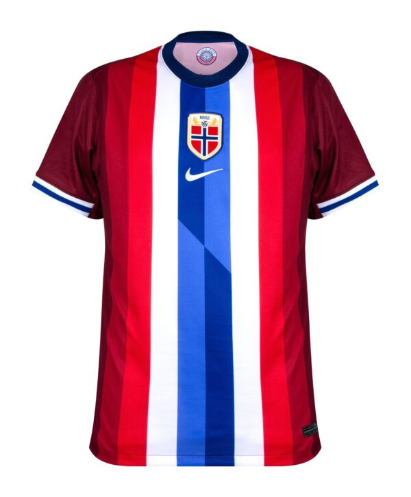 Camiseta Noruega Local