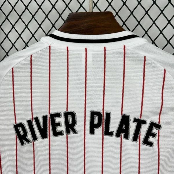 Camiseta River Edición Especial - Imagen 2