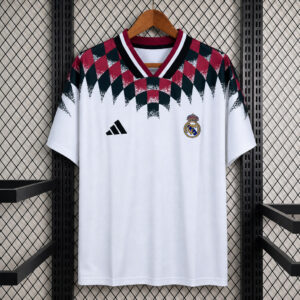 Camiseta Real Madrid Stadium 2020-2027